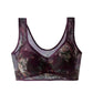 [Les femmes riches portent] un soutien-gorge confortable sans boutons pointu