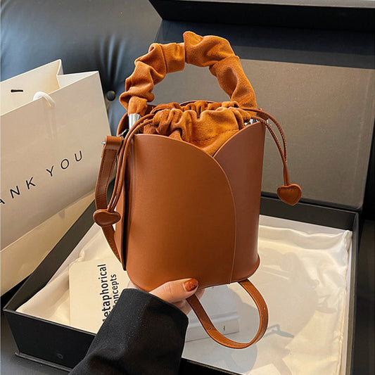 👜Sac seau en cuir PU fait main 2025 avec cordon de serrage pour femme🌟