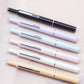 Stylo plume avec pointe rétractable : 0,38 mm, encre bleue & noire, porte-stylo transparent. Inclut 5 cartouches d'encre rechargeables.